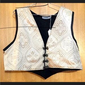 Nomadia Vest with Silver clasps